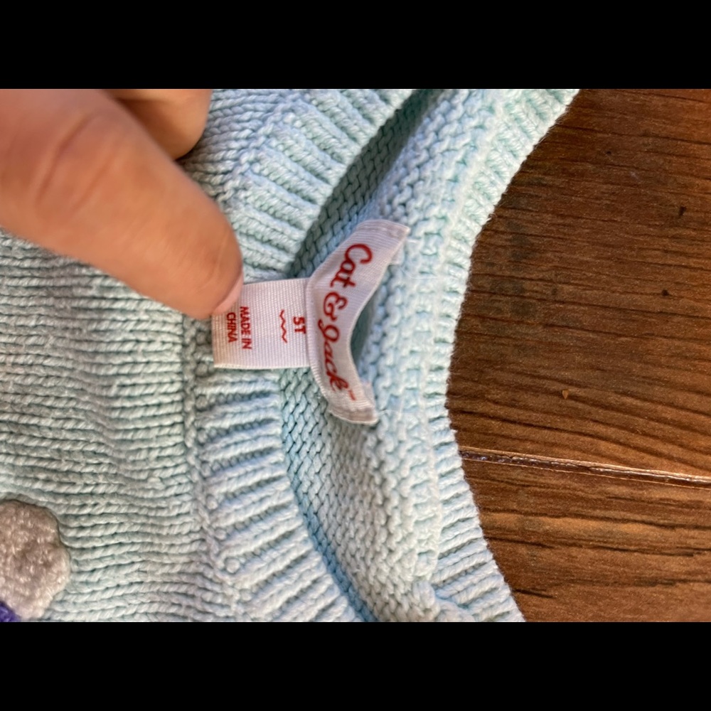 Sweater - Picture 6 of 6